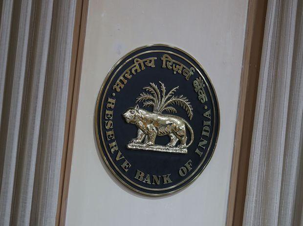 RBI asks banks to set aside capital, provisions for unhedged FX exposure- QHN