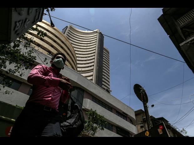 MARKET LIVE: Sensex down 350 pts, Nifty below 18,300; Pharma shares slip- QHN