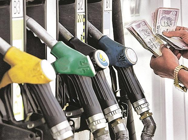 Oil firms making Rs 10 a litre profit on petrol, Rs 6.5 loss on diesel- QHN