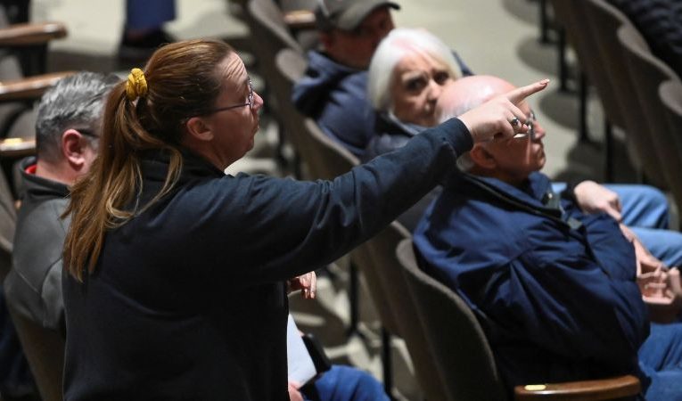 East Palestine, Ohio: Angry residents voice frustrations, frequently interrupt Norfolk Southern official at tense town hall- QHN