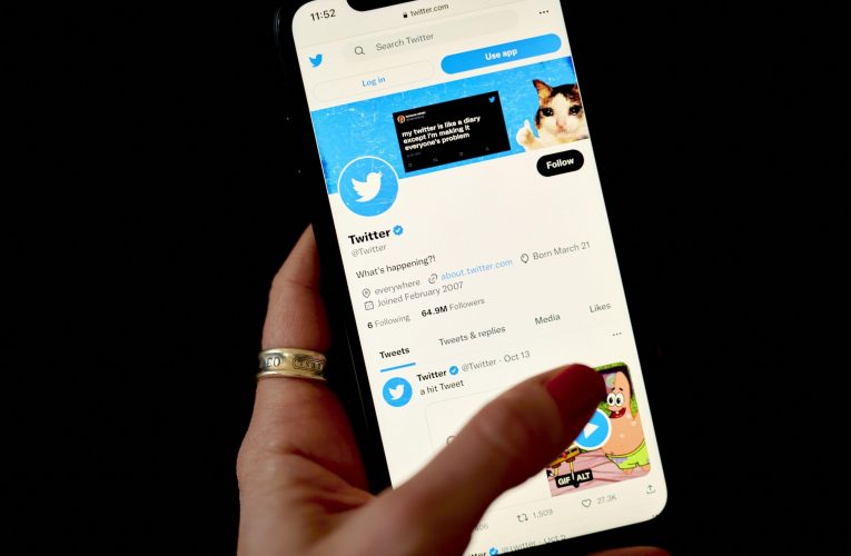 Twitter asks companies to pay for check marks, spend monthly to advertise- QHN